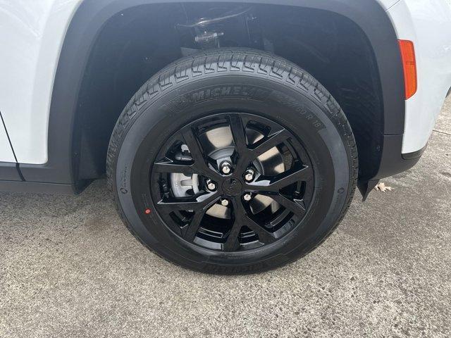 new 2025 Jeep Grand Cherokee L car, priced at $44,685