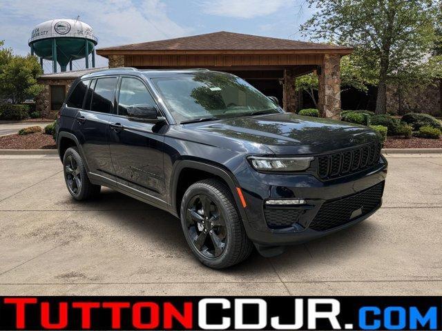 new 2024 Jeep Grand Cherokee car, priced at $47,295