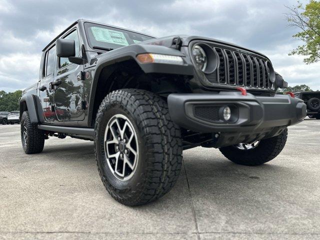 new 2025 Jeep Gladiator car, priced at $53,355