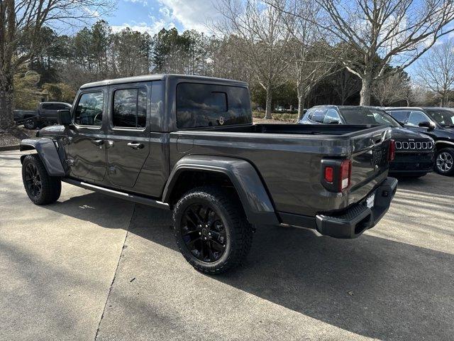 new 2025 Jeep Gladiator car, priced at $39,185