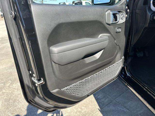 new 2025 Jeep Wrangler car, priced at $50,945