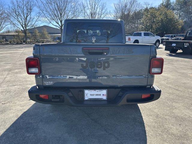 new 2025 Jeep Gladiator car, priced at $40,185