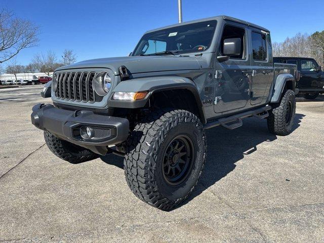 new 2025 Jeep Gladiator car, priced at $40,185