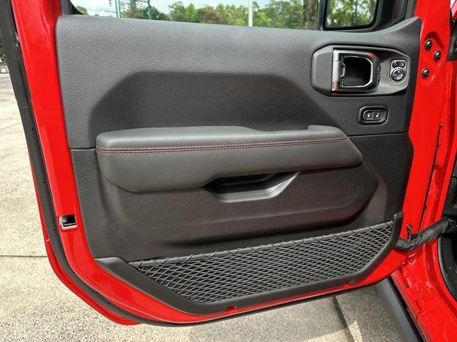 new 2025 Jeep Wrangler car, priced at $64,985