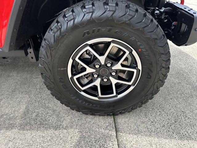 new 2025 Jeep Wrangler car, priced at $64,985
