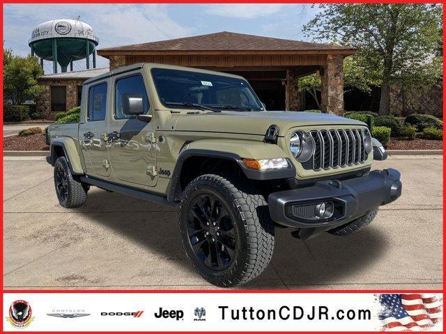 new 2025 Jeep Gladiator car, priced at $43,680