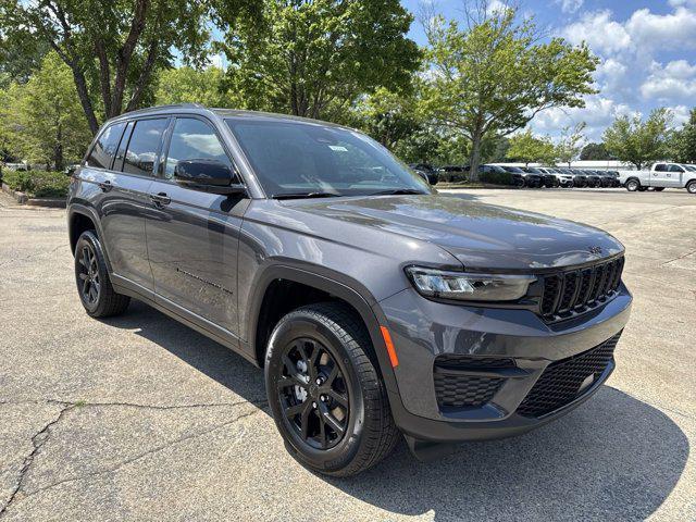 new 2024 Jeep Grand Cherokee car, priced at $42,280