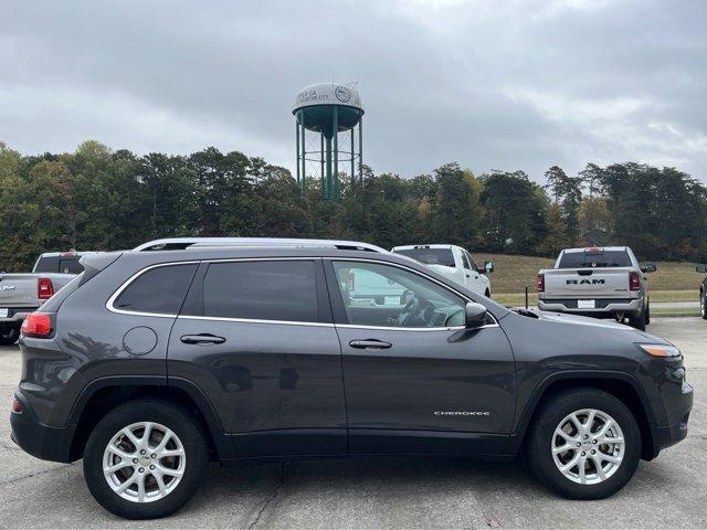 used 2016 Jeep Cherokee car, priced at $10,991