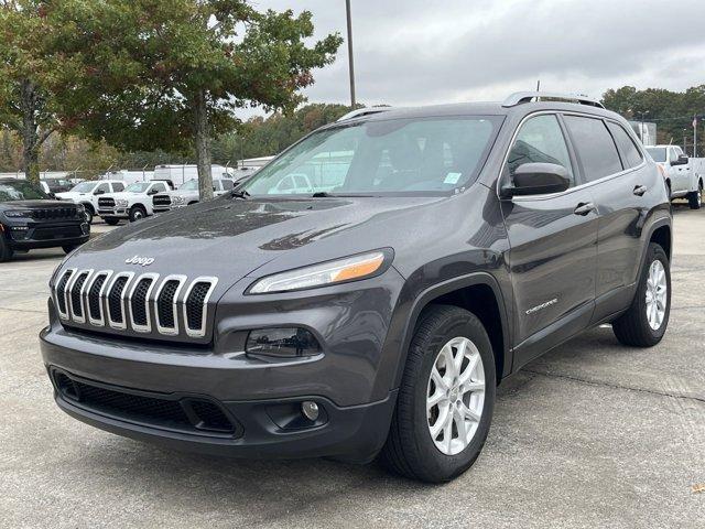 used 2016 Jeep Cherokee car, priced at $10,991