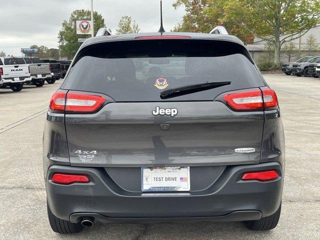 used 2016 Jeep Cherokee car, priced at $10,991