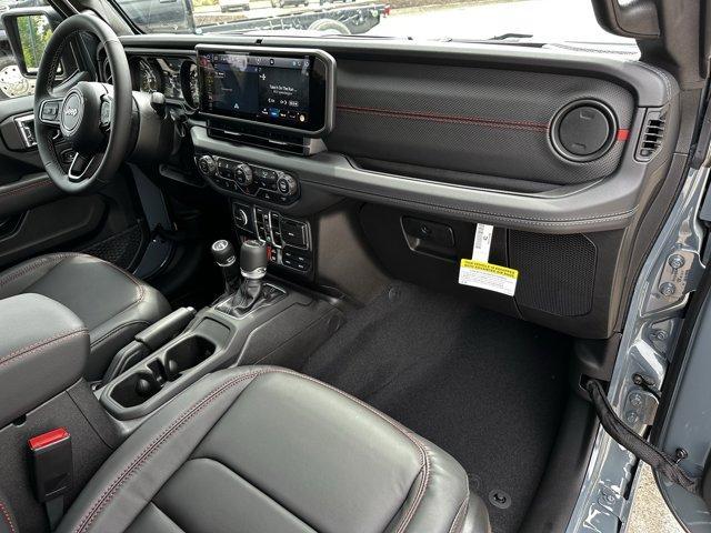 new 2025 Jeep Gladiator car