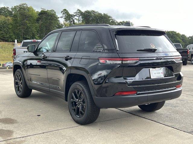 new 2024 Jeep Grand Cherokee car, priced at $42,780