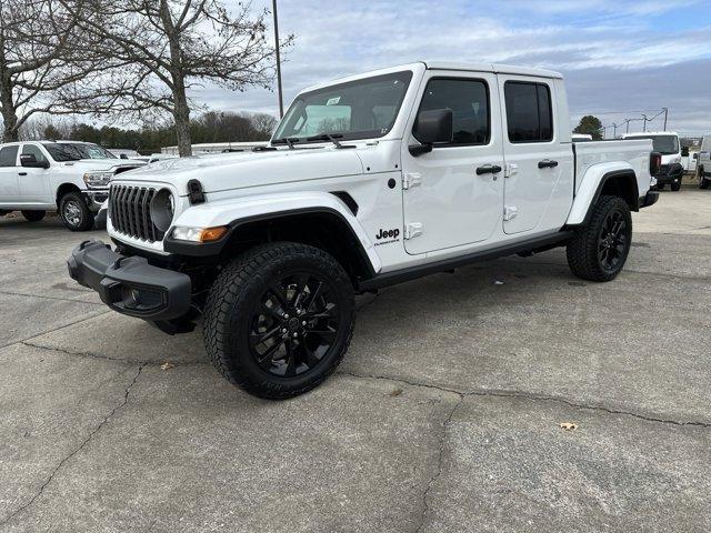 new 2025 Jeep Gladiator car, priced at $40,185