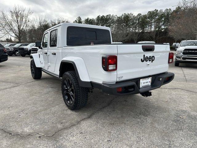 new 2025 Jeep Gladiator car, priced at $40,185