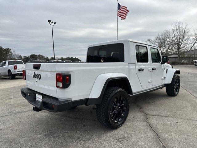 new 2025 Jeep Gladiator car, priced at $40,185