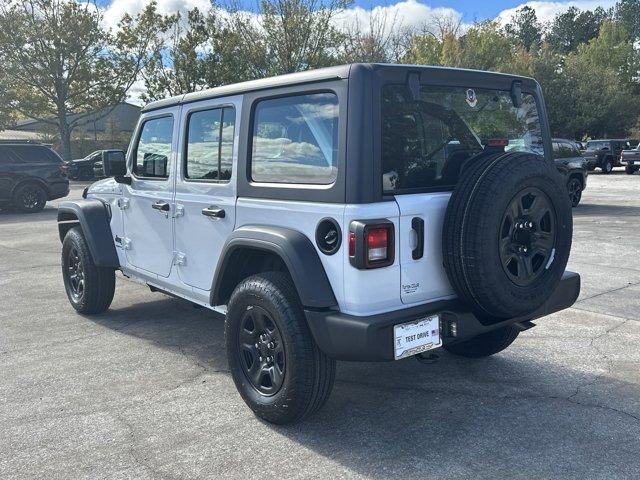 new 2025 Jeep Wrangler car, priced at $40,555