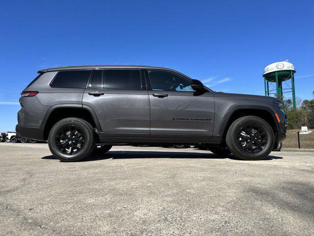 new 2024 Jeep Grand Cherokee L car, priced at $37,030