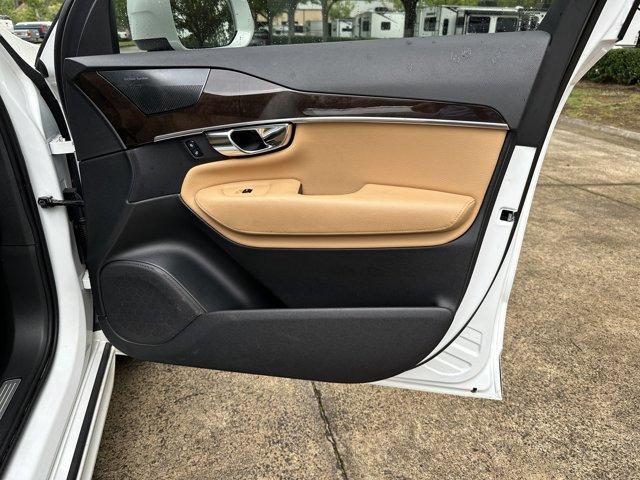 used 2019 Volvo XC90 car, priced at $22,497
