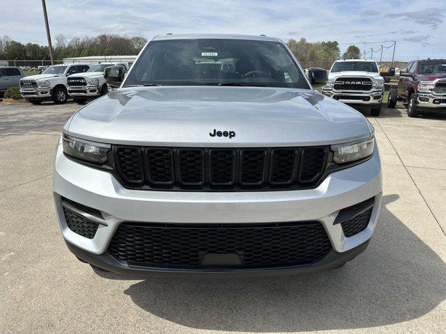 new 2024 Jeep Grand Cherokee car, priced at $38,575