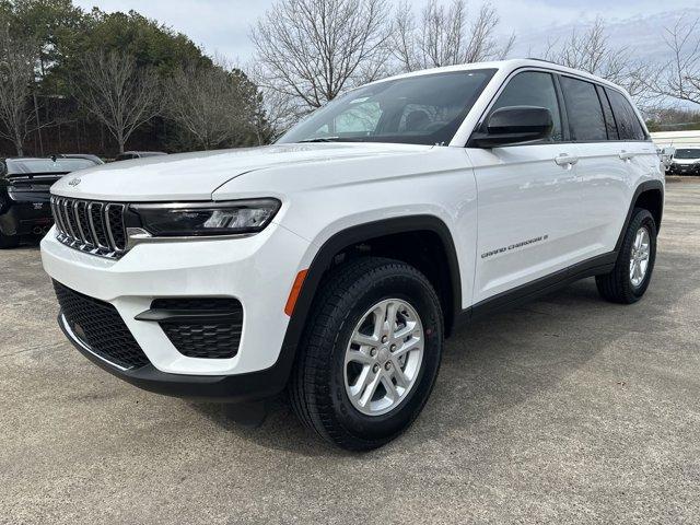 new 2025 Jeep Grand Cherokee car, priced at $36,375