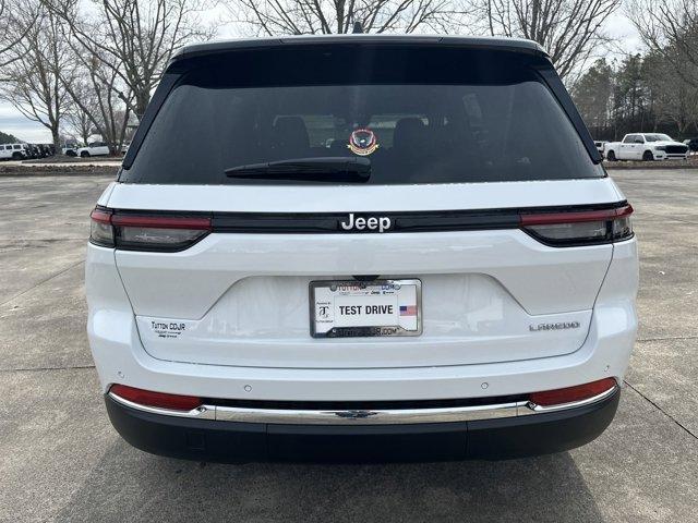 new 2025 Jeep Grand Cherokee car, priced at $36,375