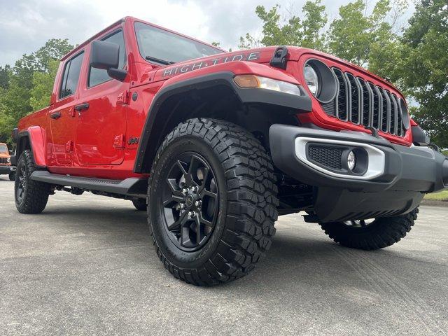 new 2025 Jeep Gladiator car, priced at $46,685