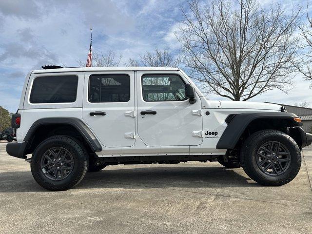 new 2025 Jeep Wrangler car, priced at $45,655