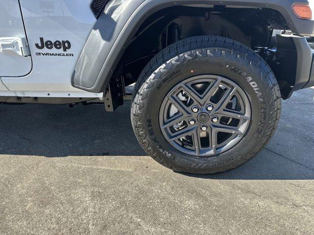 new 2025 Jeep Wrangler car, priced at $45,455