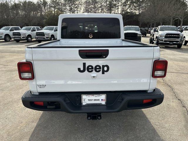 new 2025 Jeep Gladiator car, priced at $43,085