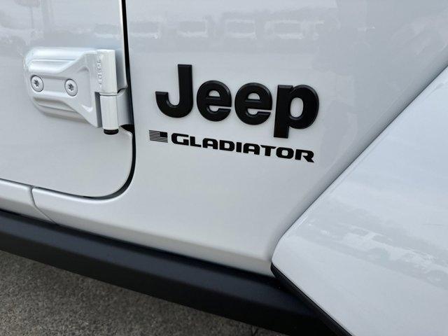 new 2025 Jeep Gladiator car, priced at $43,085