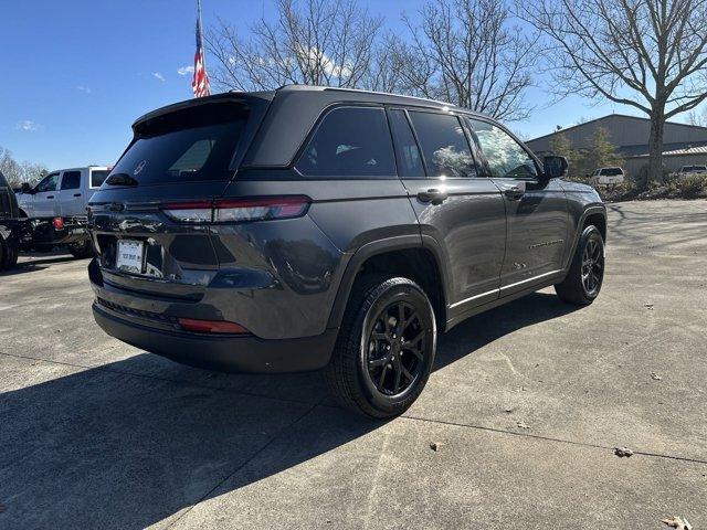 new 2025 Jeep Grand Cherokee car, priced at $38,980