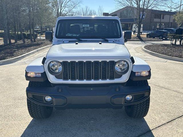 new 2025 Jeep Gladiator car, priced at $39,985