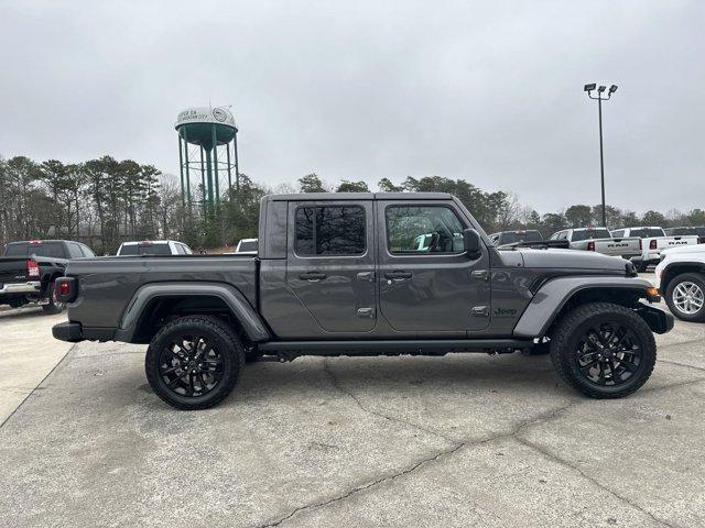 new 2025 Jeep Gladiator car, priced at $40,380