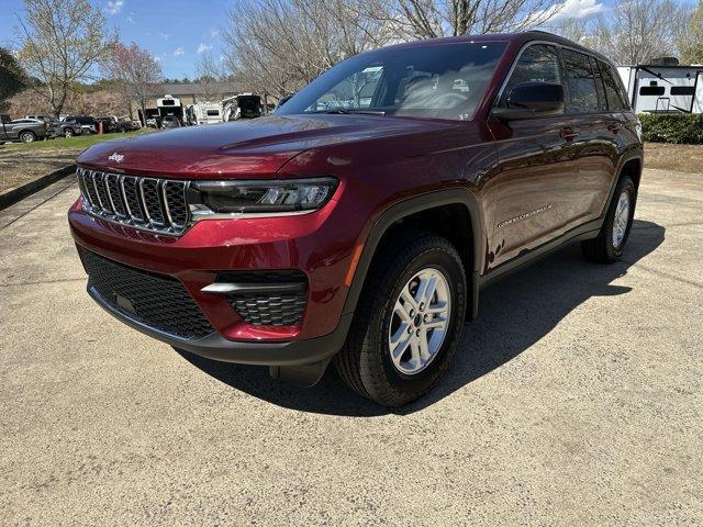 new 2025 Jeep Grand Cherokee car, priced at $40,890