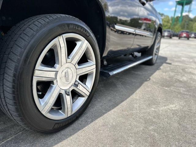 used 2017 Cadillac Escalade car, priced at $25,497