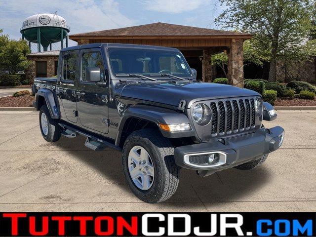 used 2021 Jeep Gladiator car, priced at $33,897