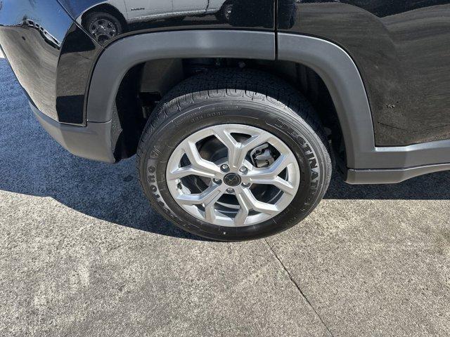 new 2025 Jeep Compass car, priced at $26,360