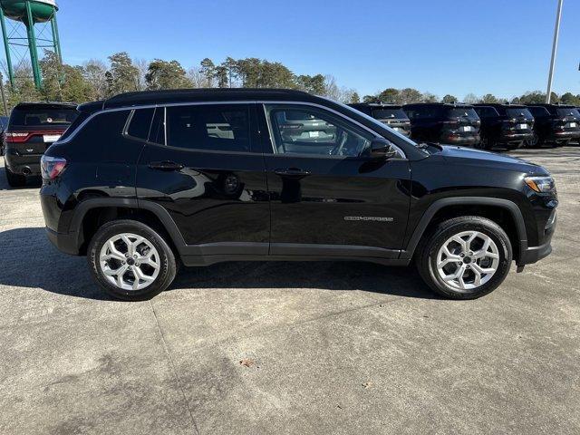 new 2025 Jeep Compass car, priced at $26,360