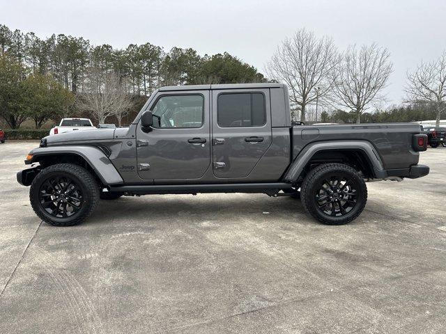 new 2025 Jeep Gladiator car, priced at $43,180