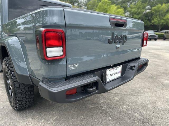 new 2025 Jeep Gladiator car, priced at $46,685