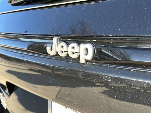 new 2025 Jeep Grand Cherokee car, priced at $45,785