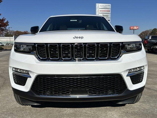 new 2025 Jeep Grand Cherokee car, priced at $44,390