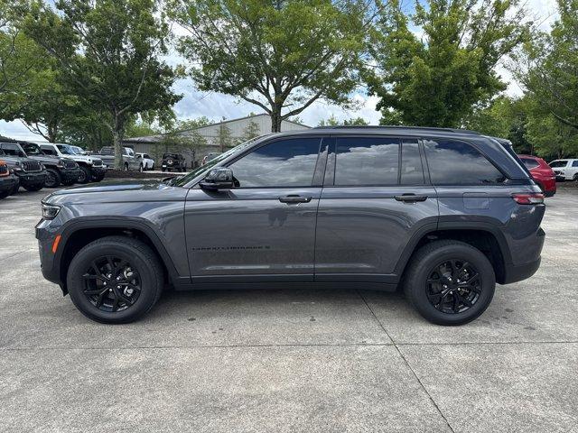used 2024 Jeep Grand Cherokee car, priced at $37,997