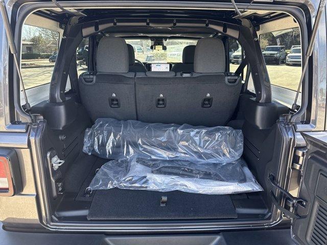 new 2025 Jeep Wrangler car, priced at $46,950