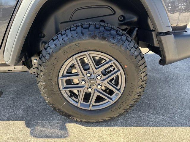 new 2025 Jeep Wrangler car, priced at $46,950