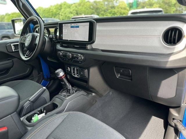 new 2025 Jeep Wrangler car, priced at $31,950