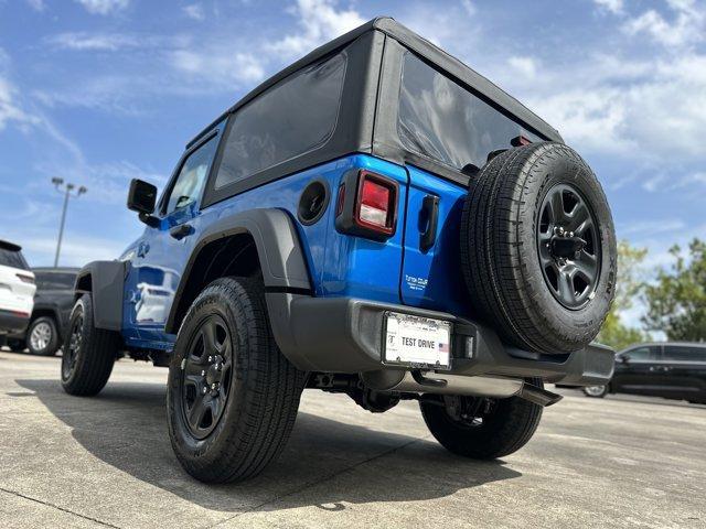 new 2025 Jeep Wrangler car, priced at $31,950