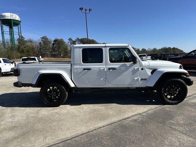 new 2025 Jeep Gladiator car, priced at $43,085