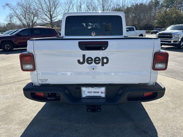 new 2025 Jeep Gladiator car, priced at $43,085