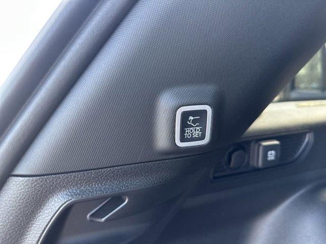 new 2025 Jeep Grand Cherokee car, priced at $42,780